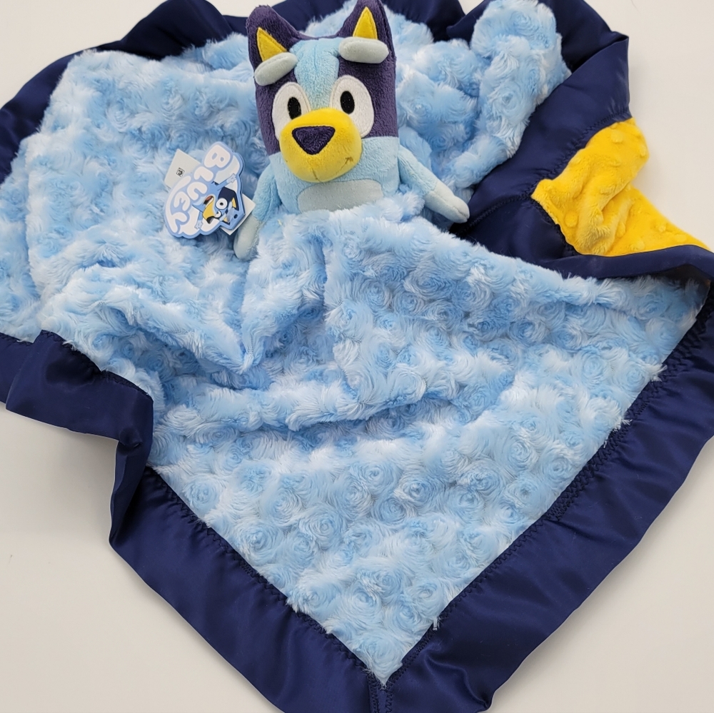 Lovey Bluey Plush Security Blanket,faux fur Swirl design/ minky 22 x 21.